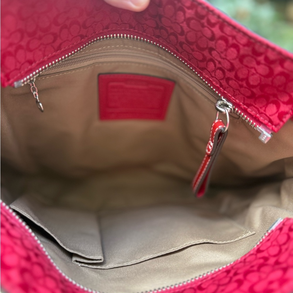 Stunning Y2K Coach gallery tote excellent condition red CC tote - Picture 6 of 8